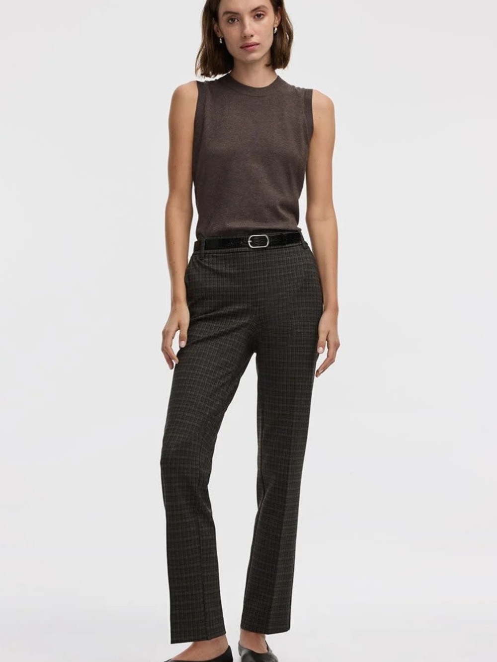 Reitmans The Iconic Straight Leg Black Checked Pull-on Trousers